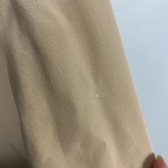 Equipment femme Tan 100% silk button down size medium - Picture 3 of 5